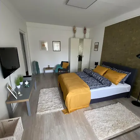 Apartamento Gold Apartman